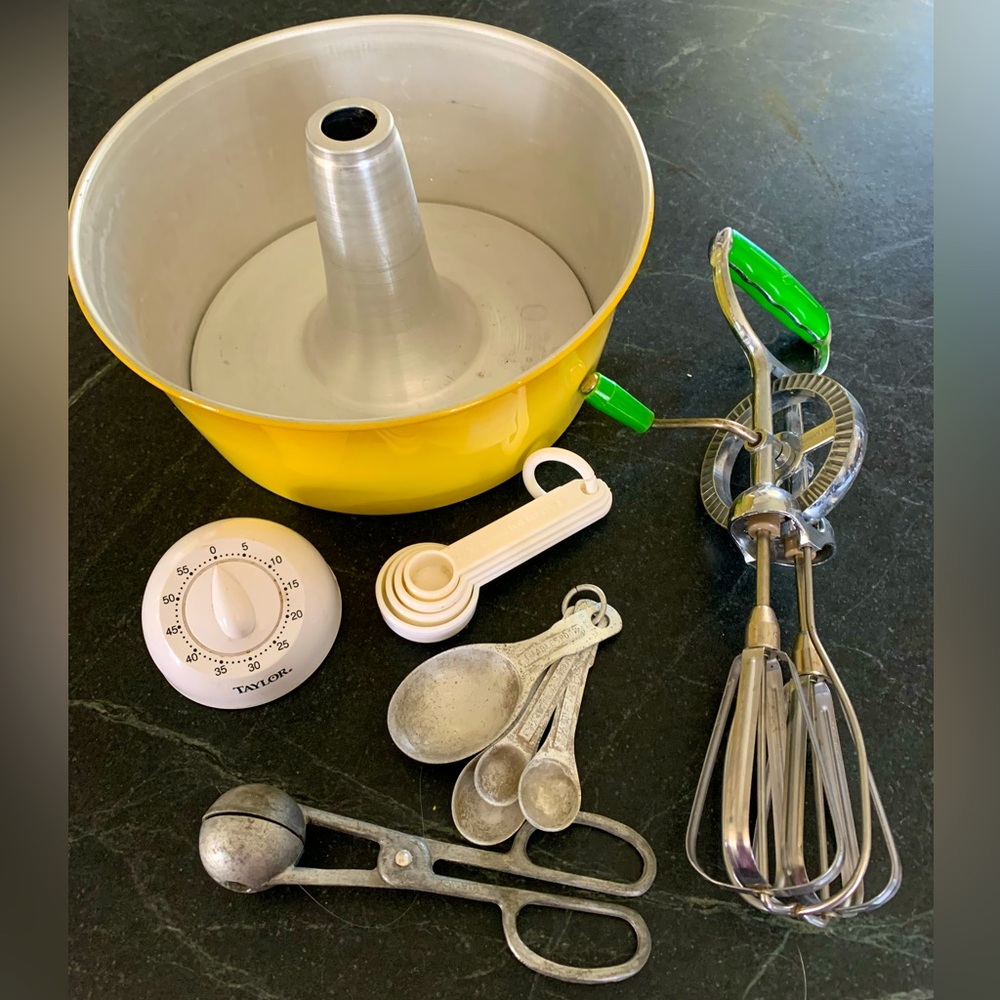VINTAGE BAKING /COOKING BUNDLE | Set of 6 Pieces